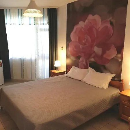Panorama-Apartmany Chantall,Morski Zvuci 58,Ravda