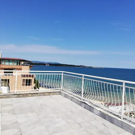 Panorama-Apartmany Chantall,Morski Zvuci 58,Ravda Gæstehus *