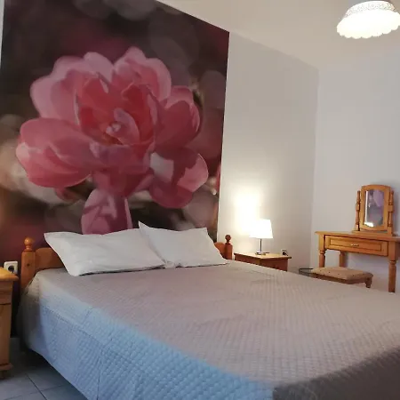 Panorama-Apartmany Chantall,Morski Zvuci 58,Ravda Gæstehus