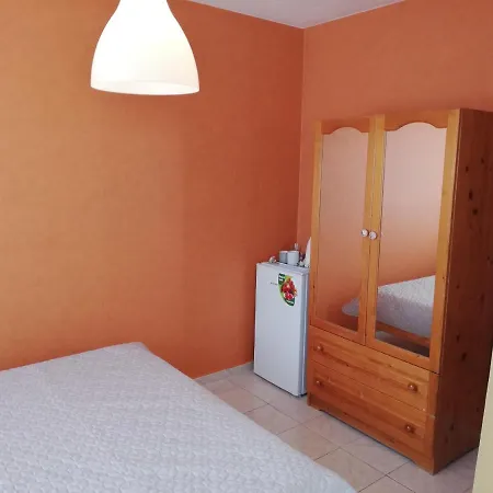 Panorama-Apartmany Chantall,Morski Zvuci 58,Ravda *