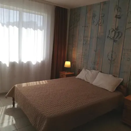 Panorama-Apartmany Chantall,Morski Zvuci 58,Ravda Guest house