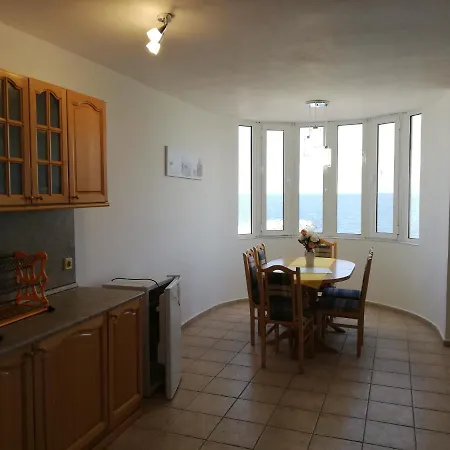 Panorama-Apartmany Chantall,Morski Zvuci 58,Ravda Guest house *