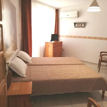 Panorama-Apartmany Chantall,Morski Zvuci 58,Ravda Guest house Ravda